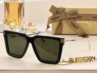 Burberry Sunglasses 755